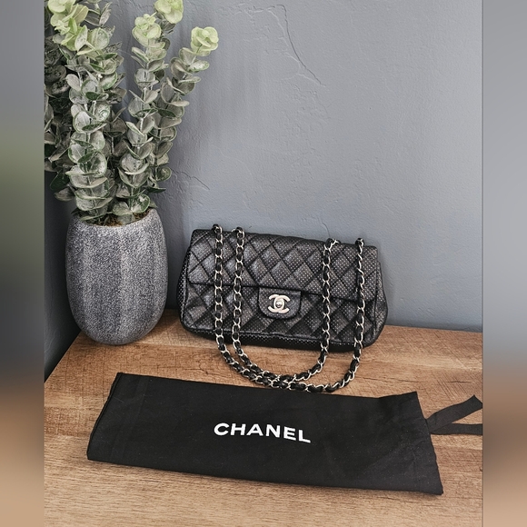 CHANEL East West Lambskin Quilted Bag - Picture 11 of 11